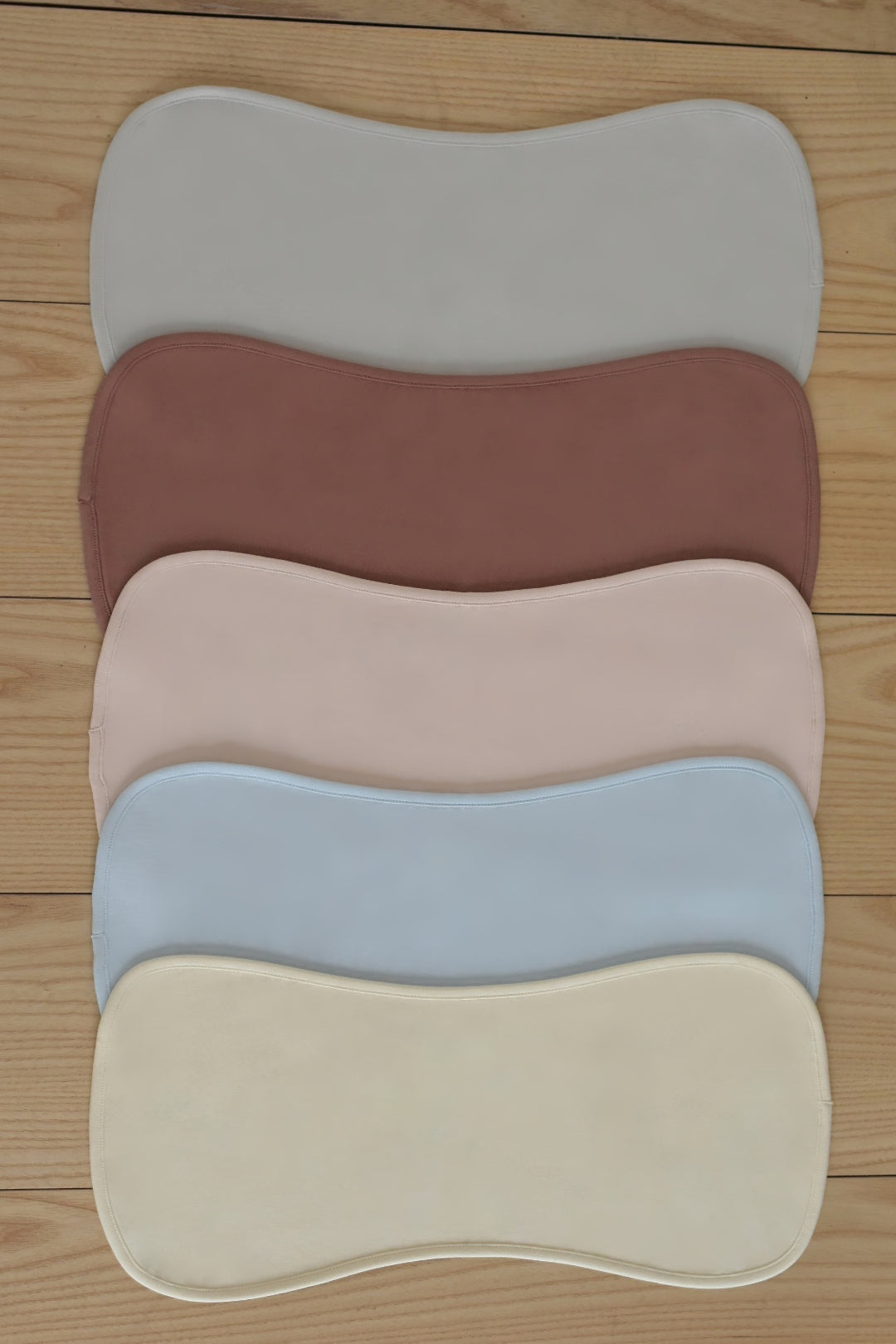 100% Organic Cotton - Burp Cloth Starterpack of 5 - (Off White, Pale Pink, Baby Blue, Grey and Mocha)