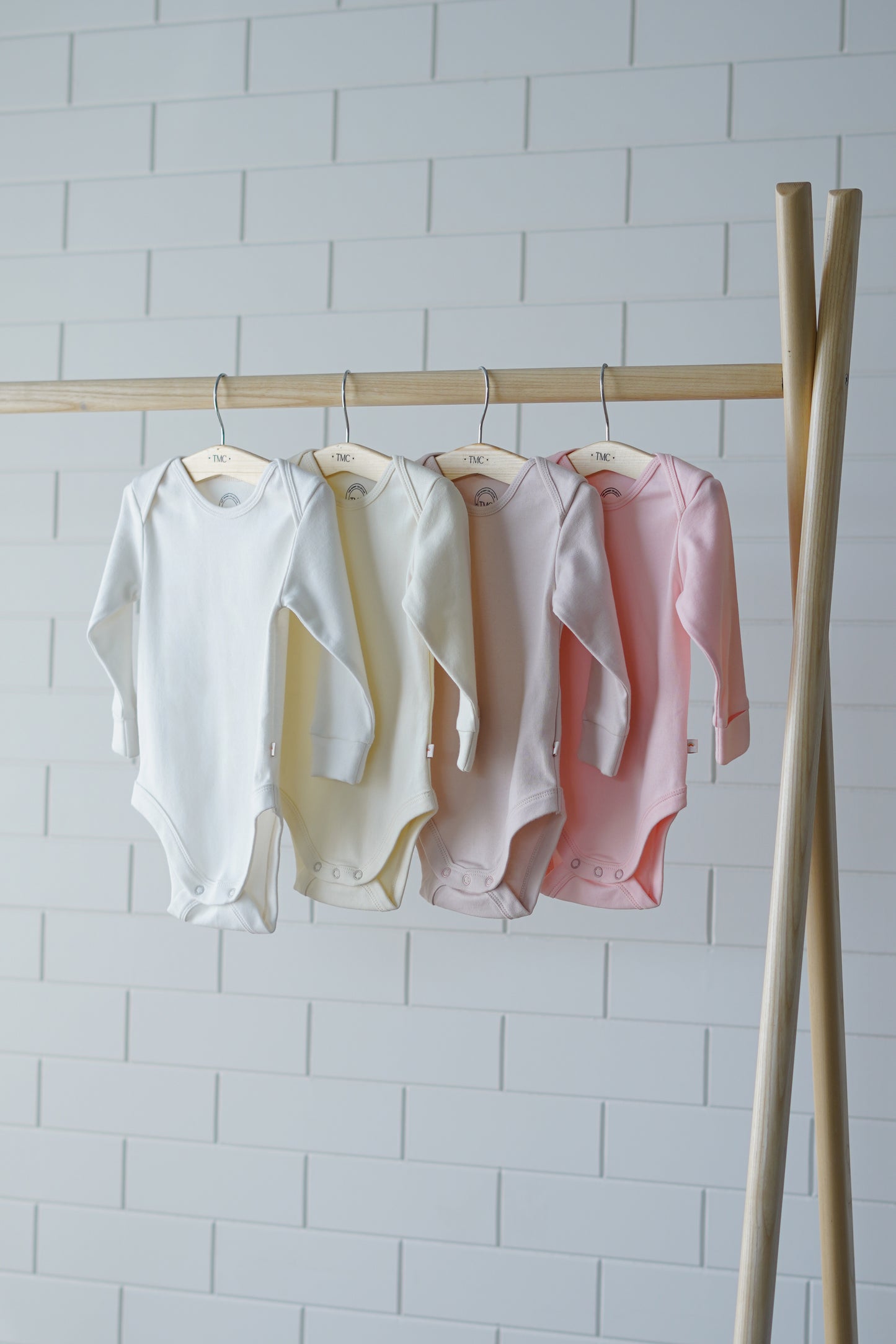 100% Organic Cotton - Full Sleeve Bodysuit Starterpack - Combo 5 (Whites and Pinks)