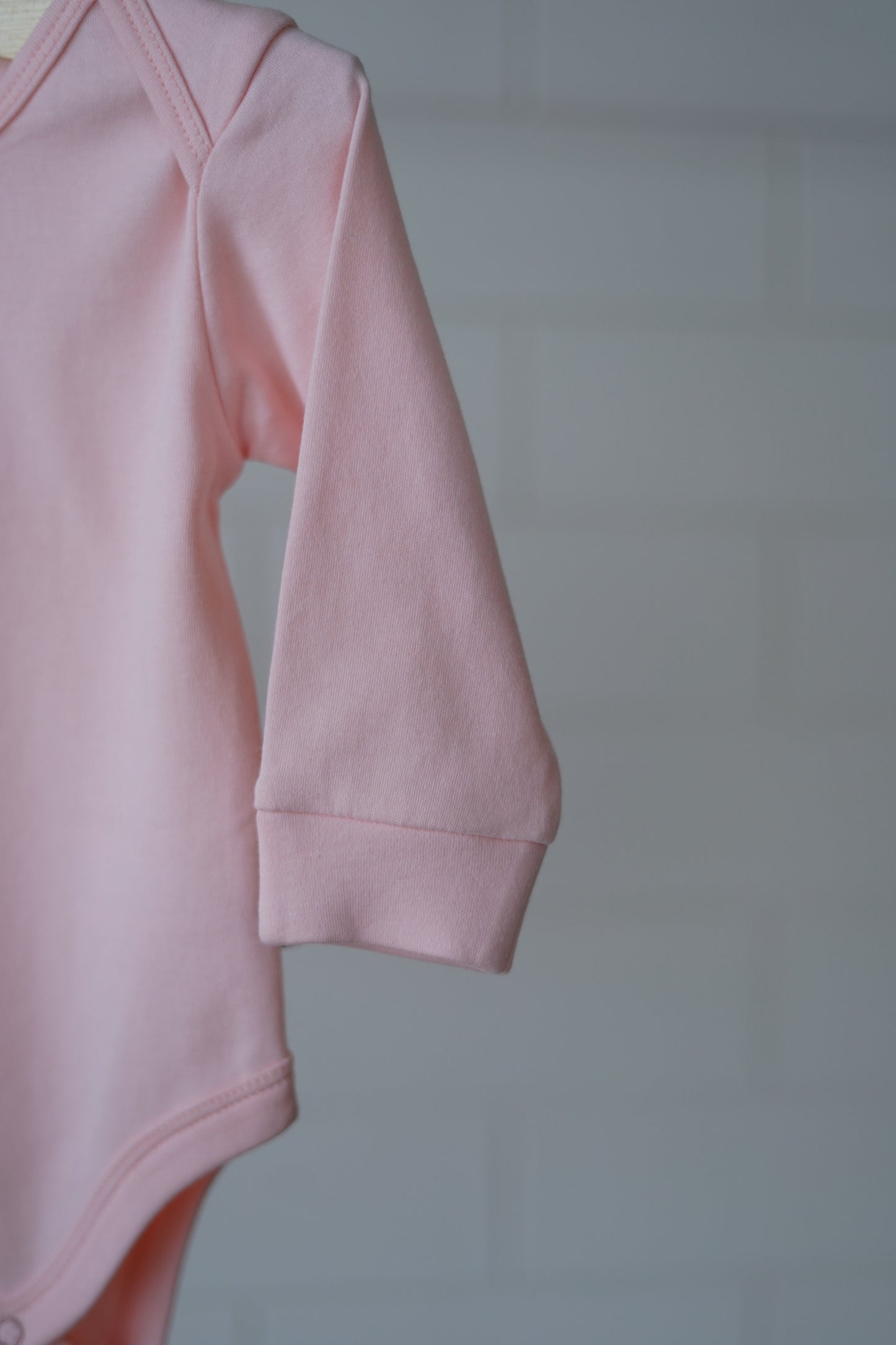 100% Organic Cotton - Full Sleeve Bodysuit Starterpack - Combo 5 (Whites and Pinks)