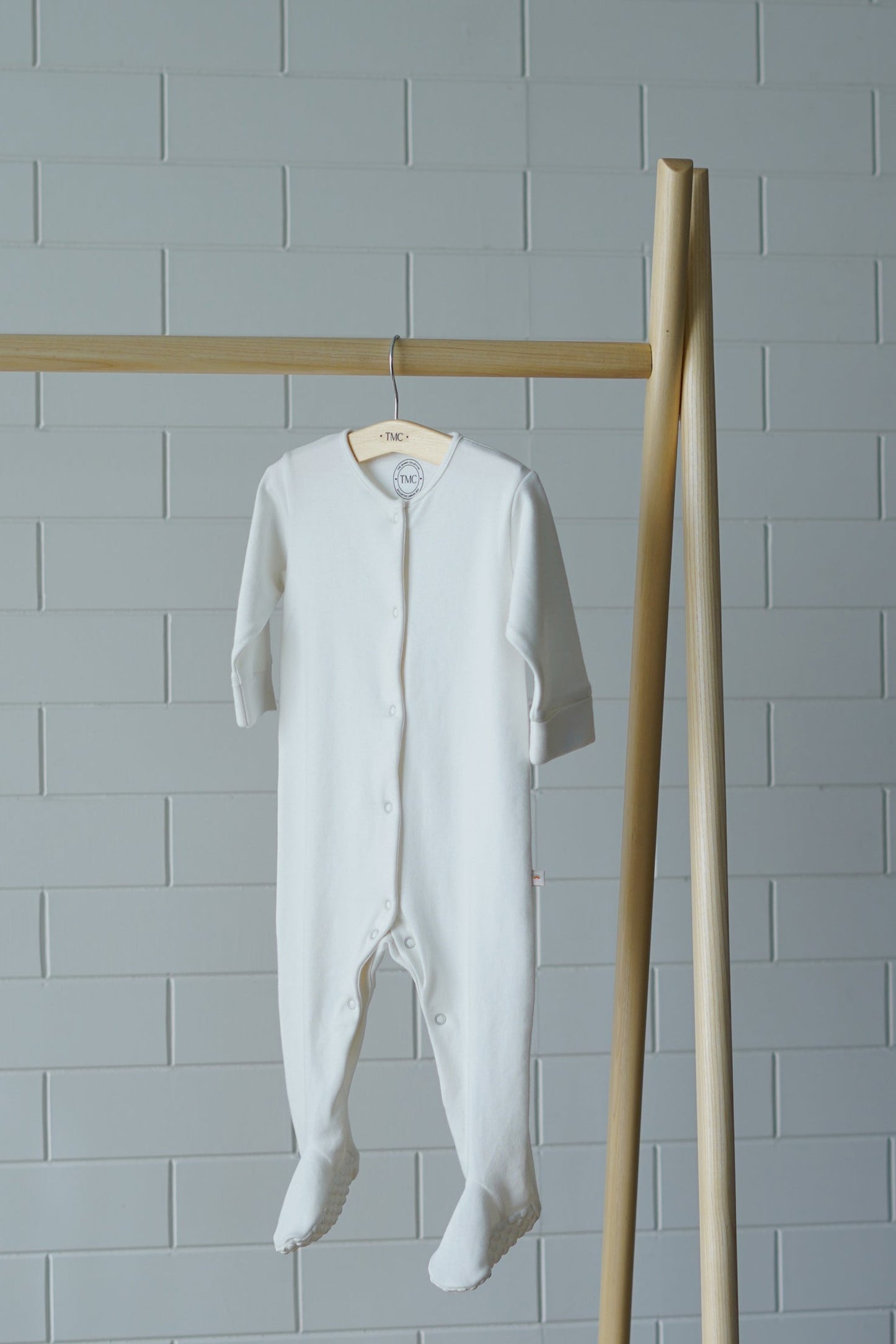 100% Organic Cotton - Footie Starterpack - Combo 1 (Whites and Beiges)