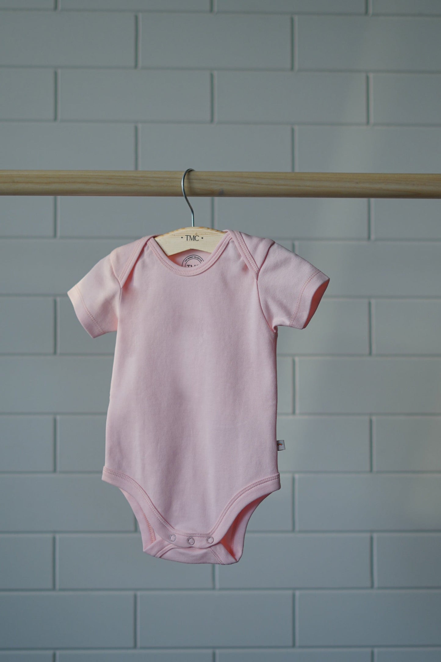 100% Organic Cotton - Half Sleeve Bodysuit Starterpack - Combo 5 (Whites and Pinks)